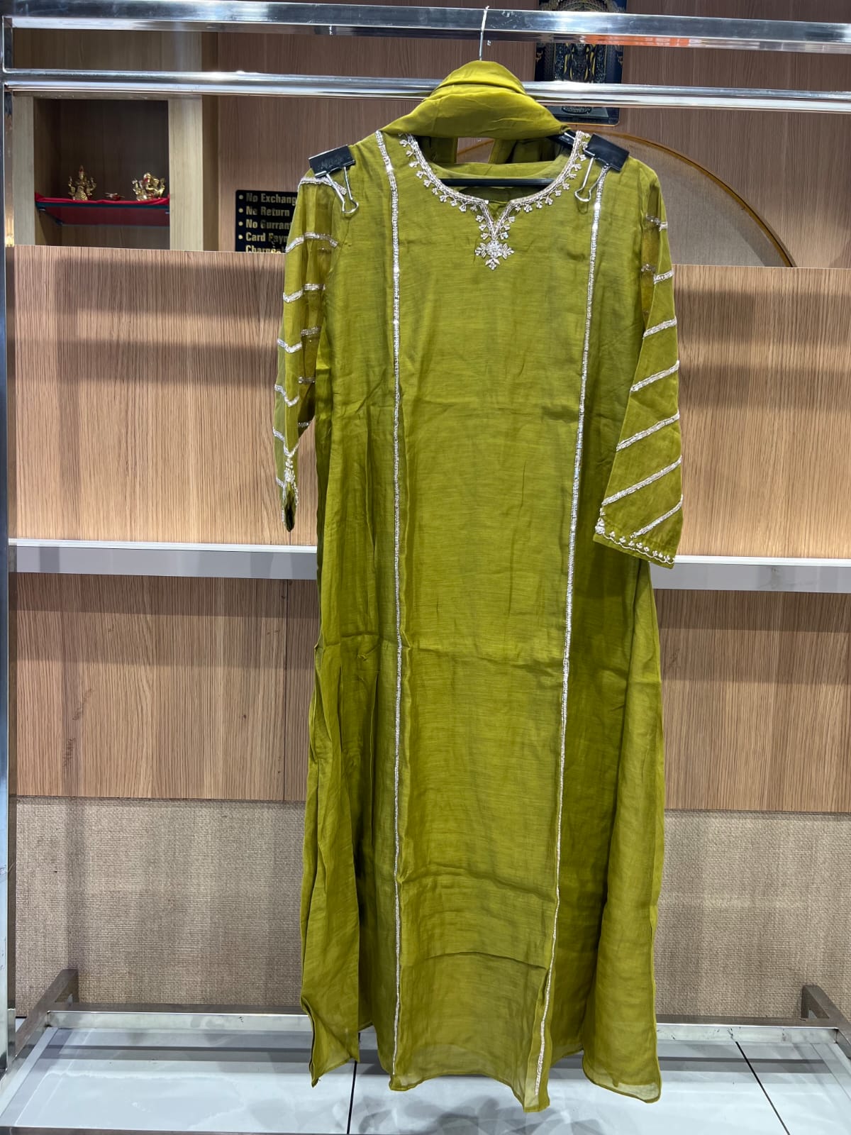 Pure Banaras Mull Chanderi Chatni Green 3pc Set