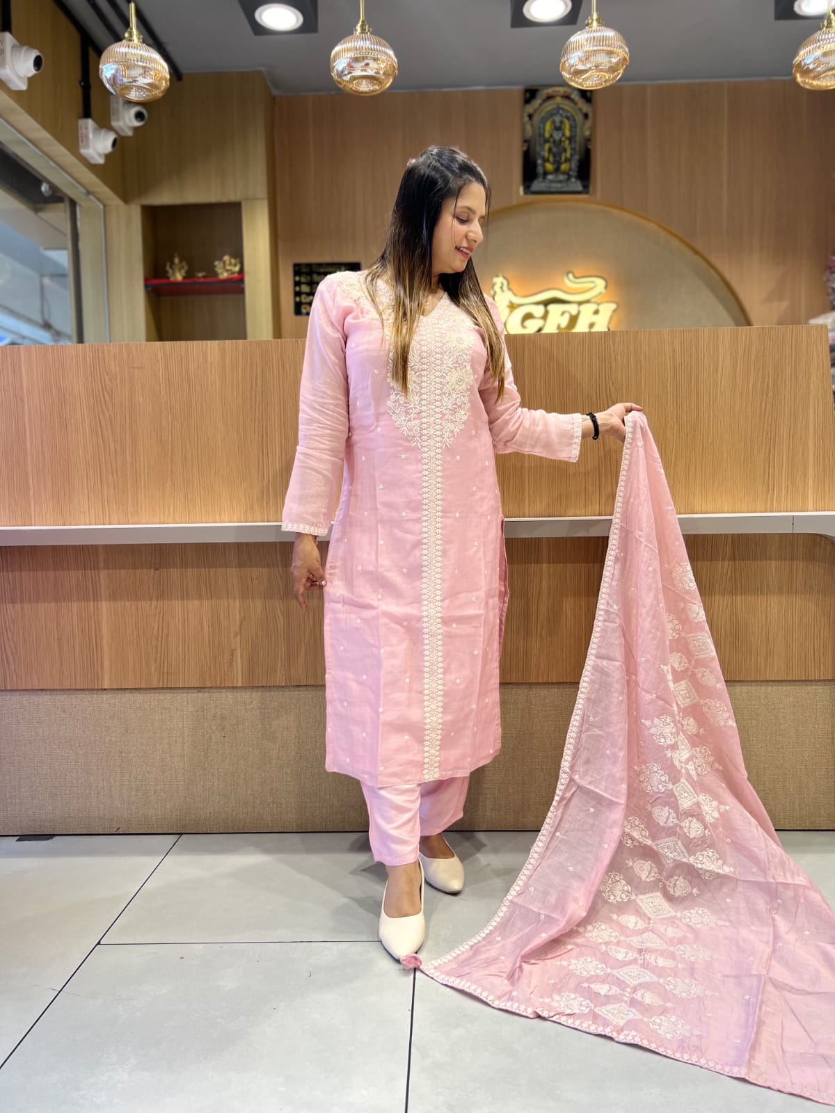 Pure Banaras Mull Chanderi Baby Pink 3pc Set