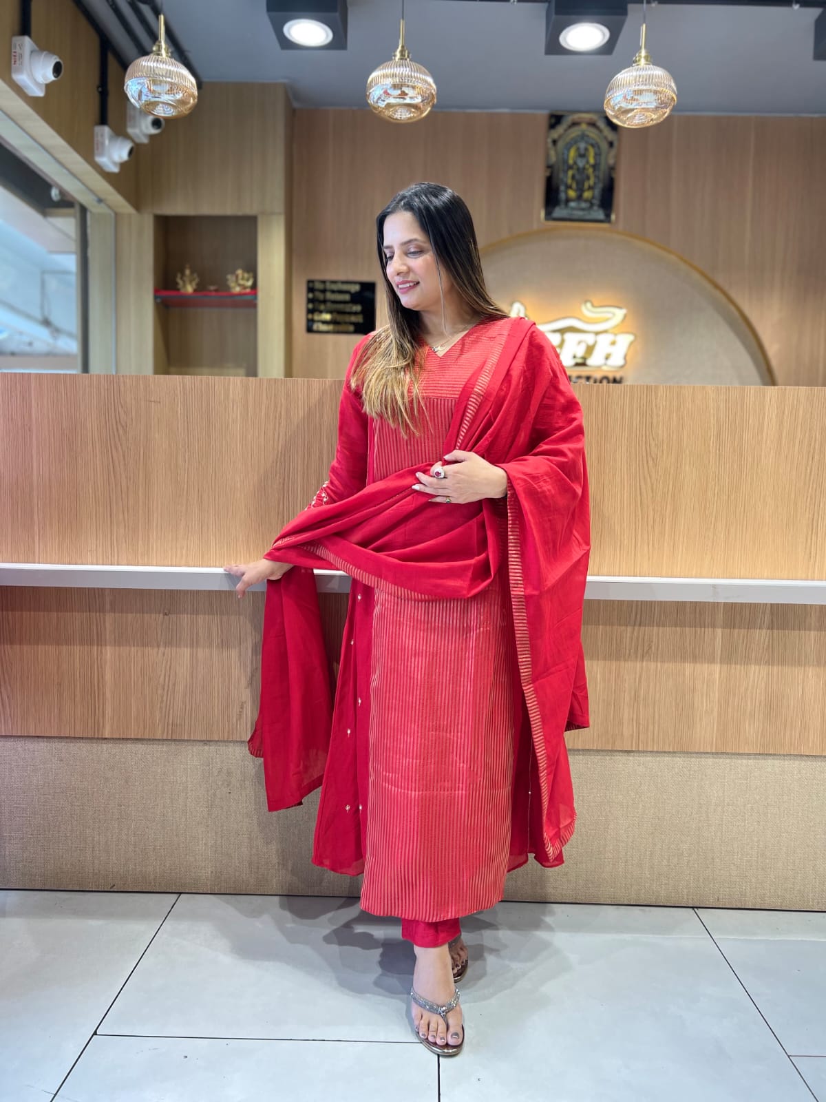 Pure Banaras Mull Chanderi Red 3pc Set