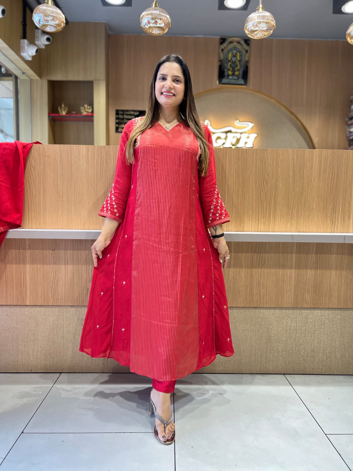 Pure Banaras Mull Chanderi Red 3pc Set