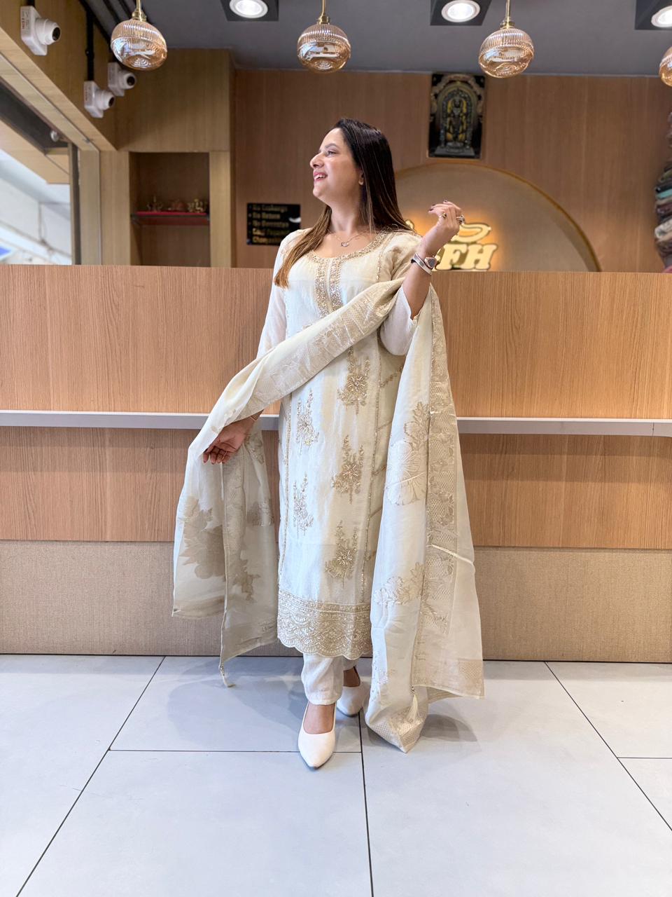 Partywear Pure Crush Tissue ivory 3 Pc Set