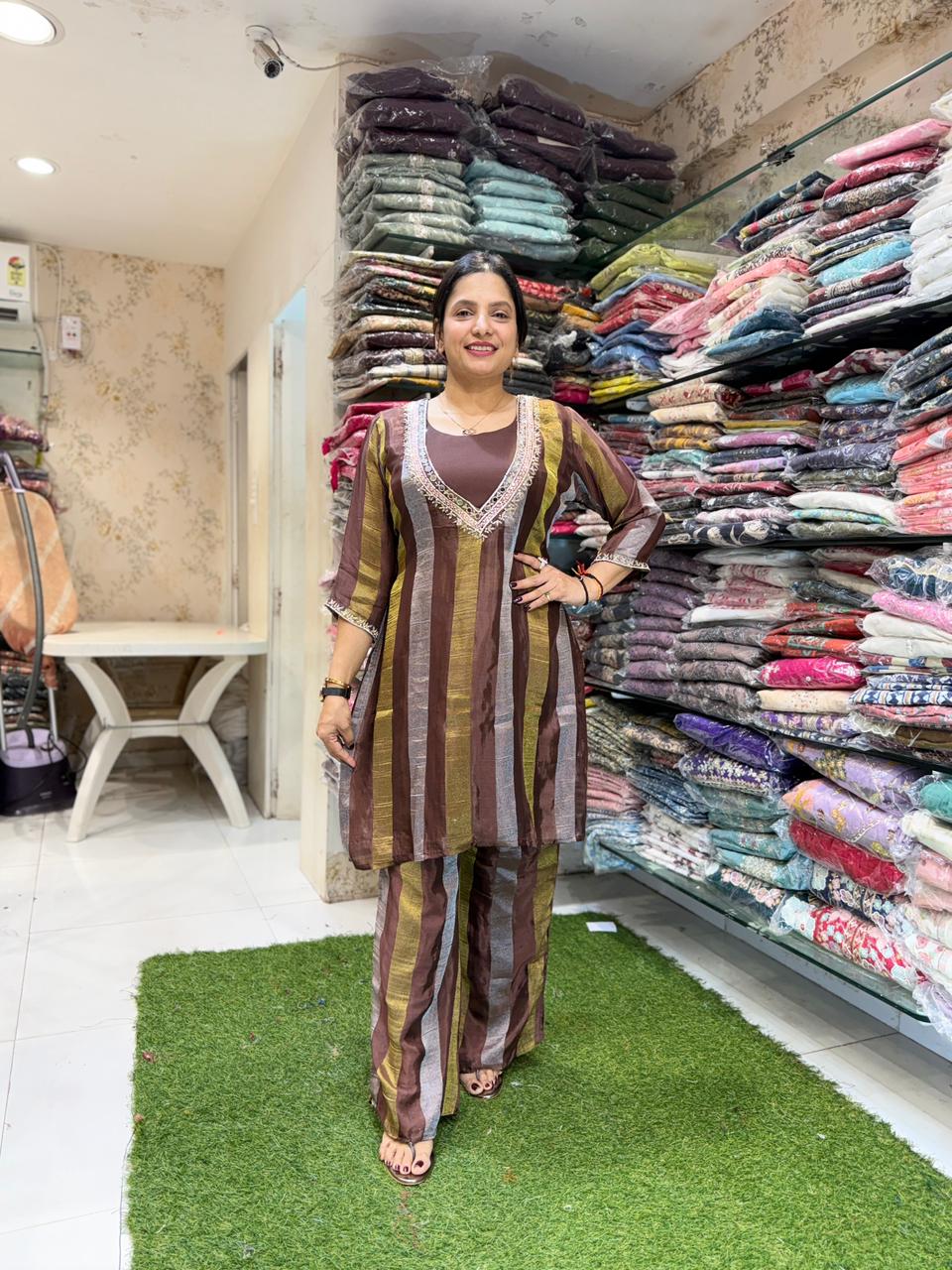 Pure Ho Silk Brown cordset