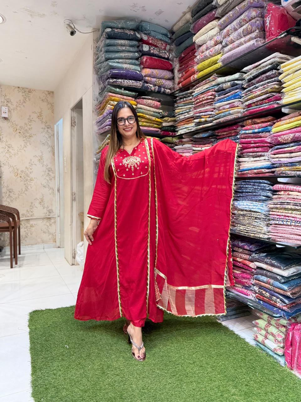 Pure Banaras Mull Chanderi Red 3pc Set