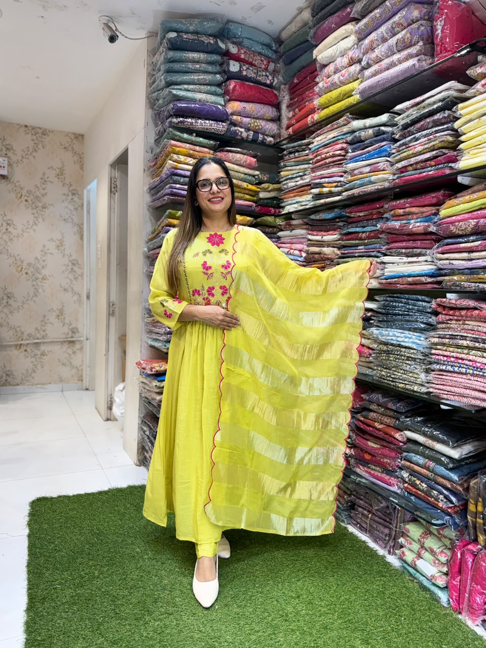 Pure Banaras Mull Chanderi Elitchi Green 3pc Set