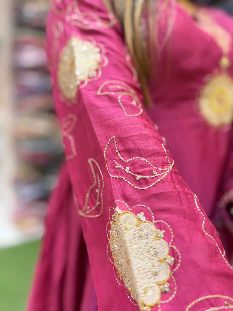 Pure Banaras Mull Chanderi Mazenta 3pc Set