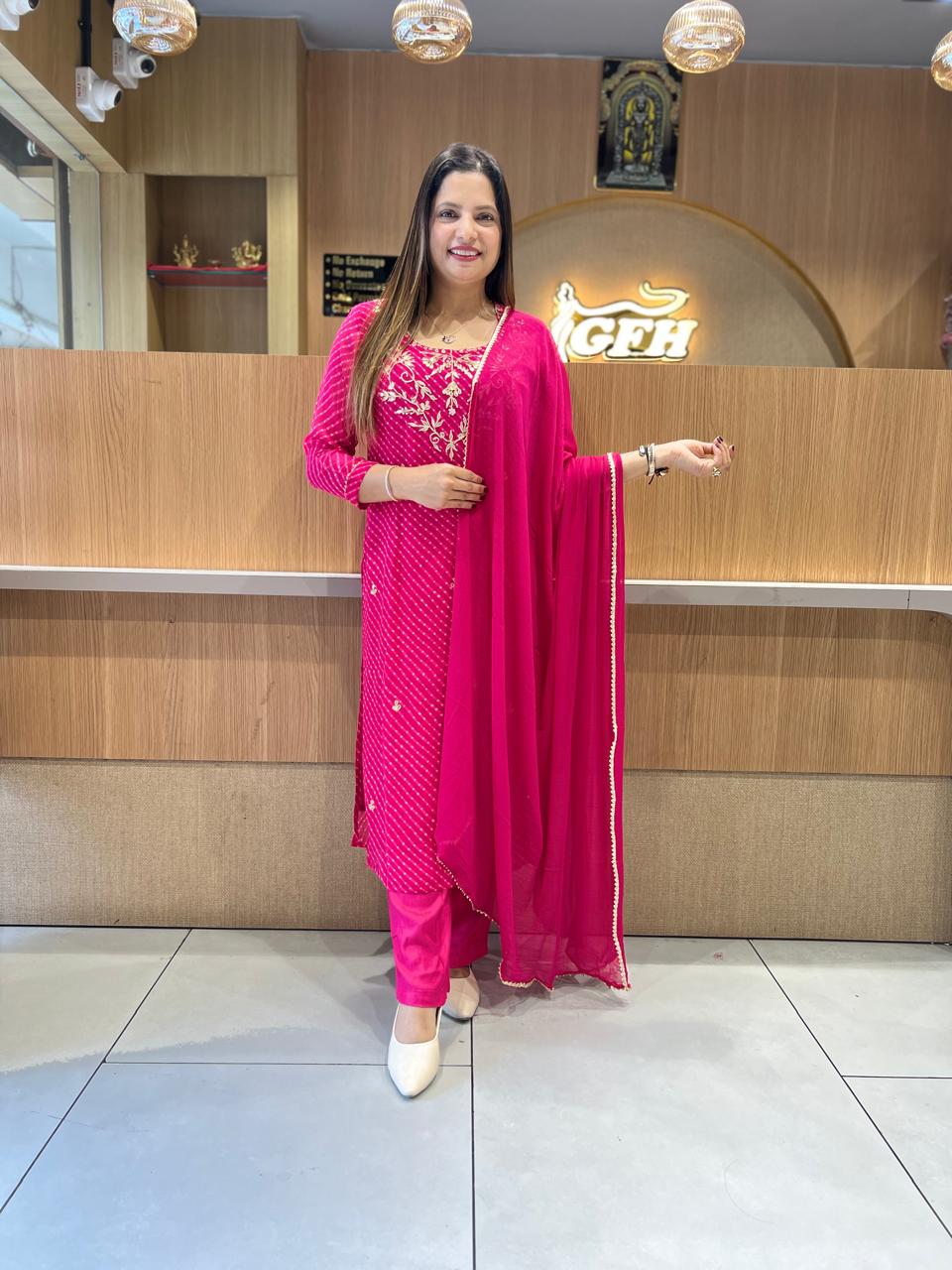 Pure Georgette Lehariya 3 Pc set (Pink Color)