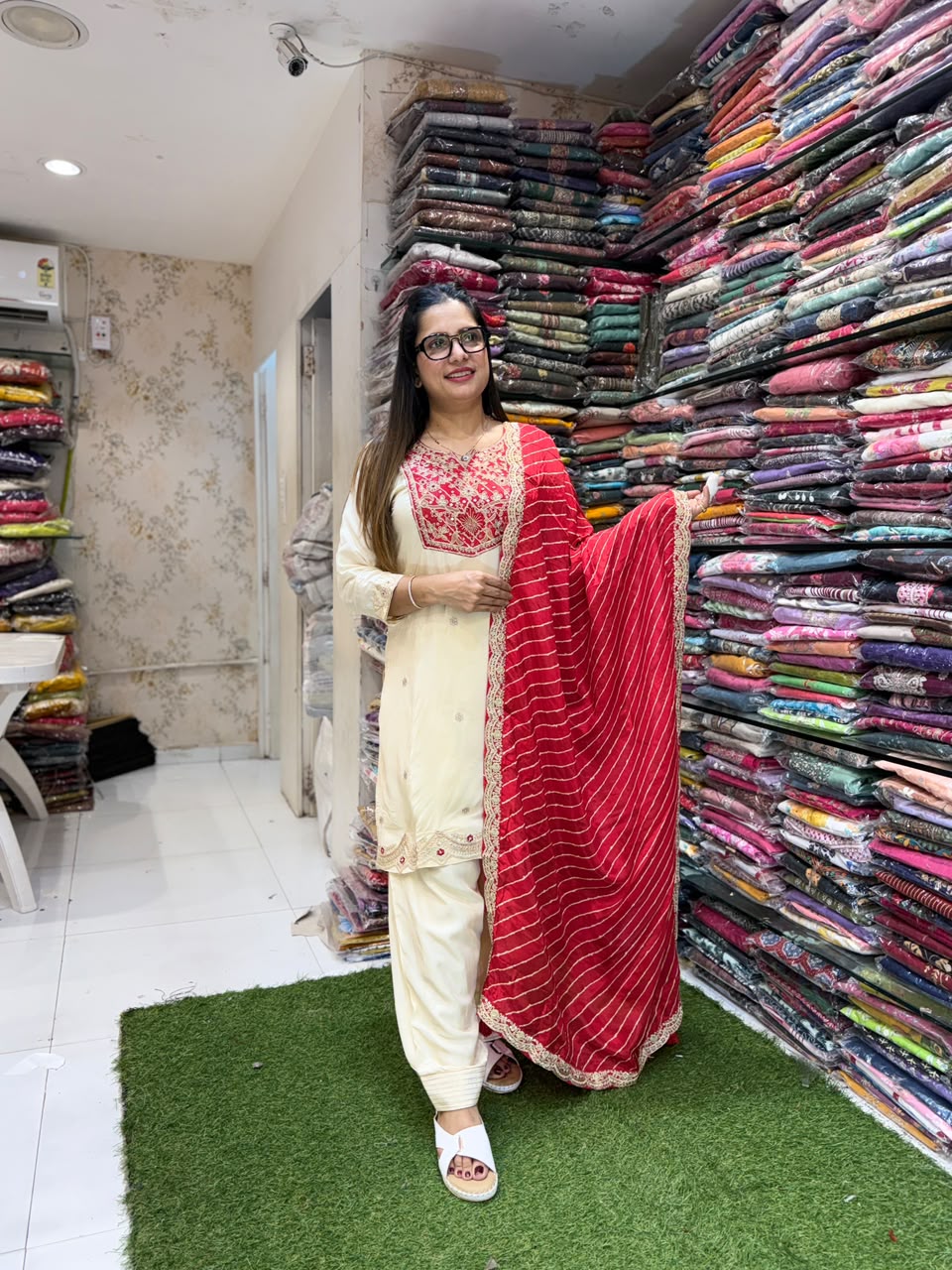 Pure Crep Farsi Salwar Red And Ivory 3pc Set