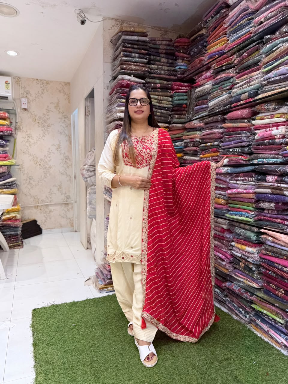 Pure Crep Farsi Salwar Red And Ivory 3pc Set