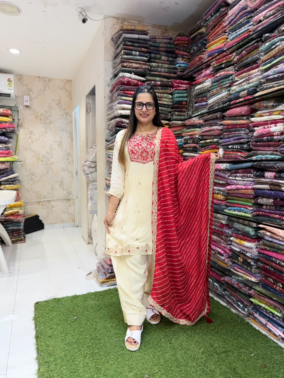 Pure Crep Farsi Salwar Red And Ivory 3pc Set