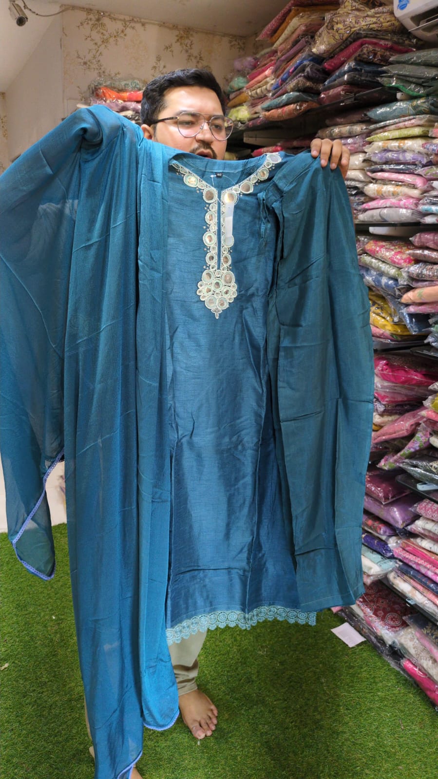 Dola Silk