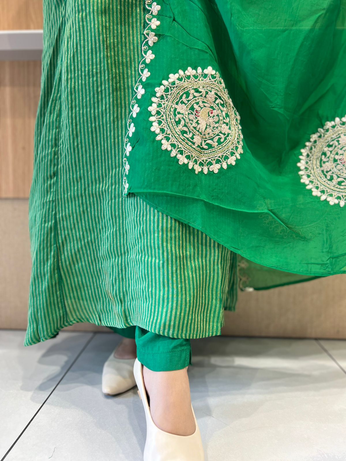 Pure Banaras Mull Chanderi Green 3pc Set