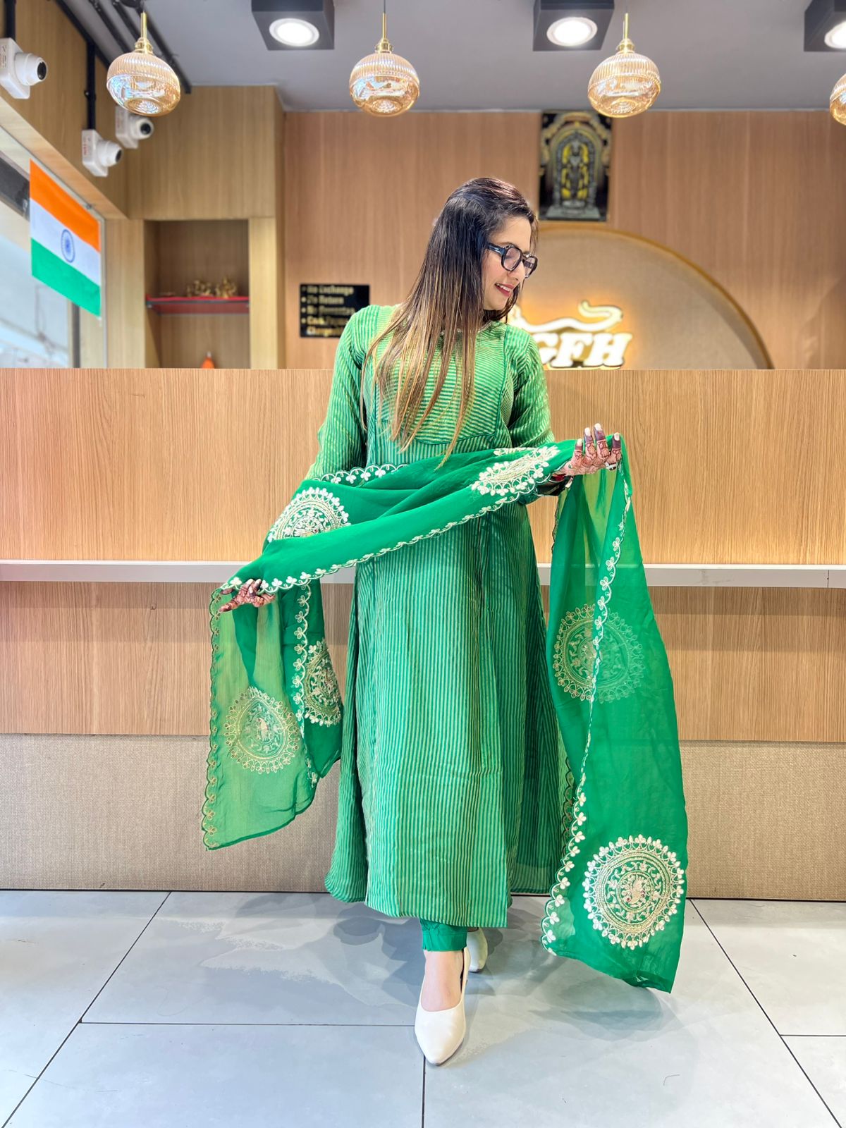 Pure Banaras Mull Chanderi Green 3pc Set