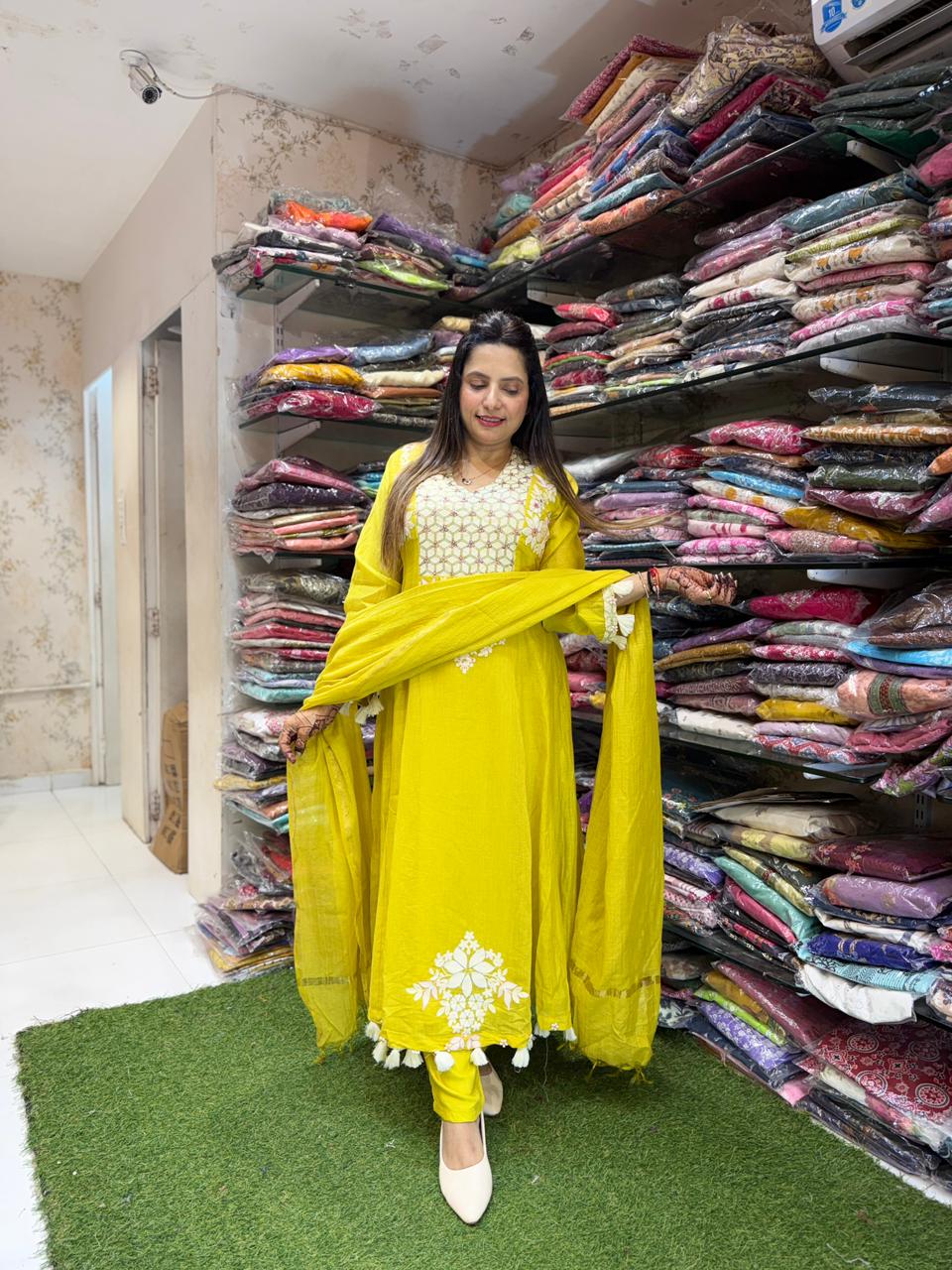Pure Banaras Mull Chanderi Yellow 3pc Set