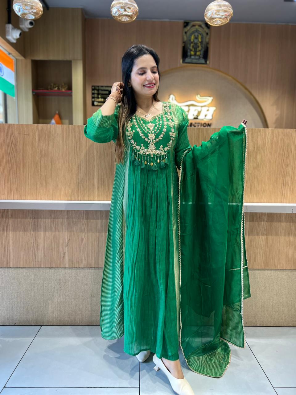 Pure Banaras Mull Chanderi Green 3pc Set