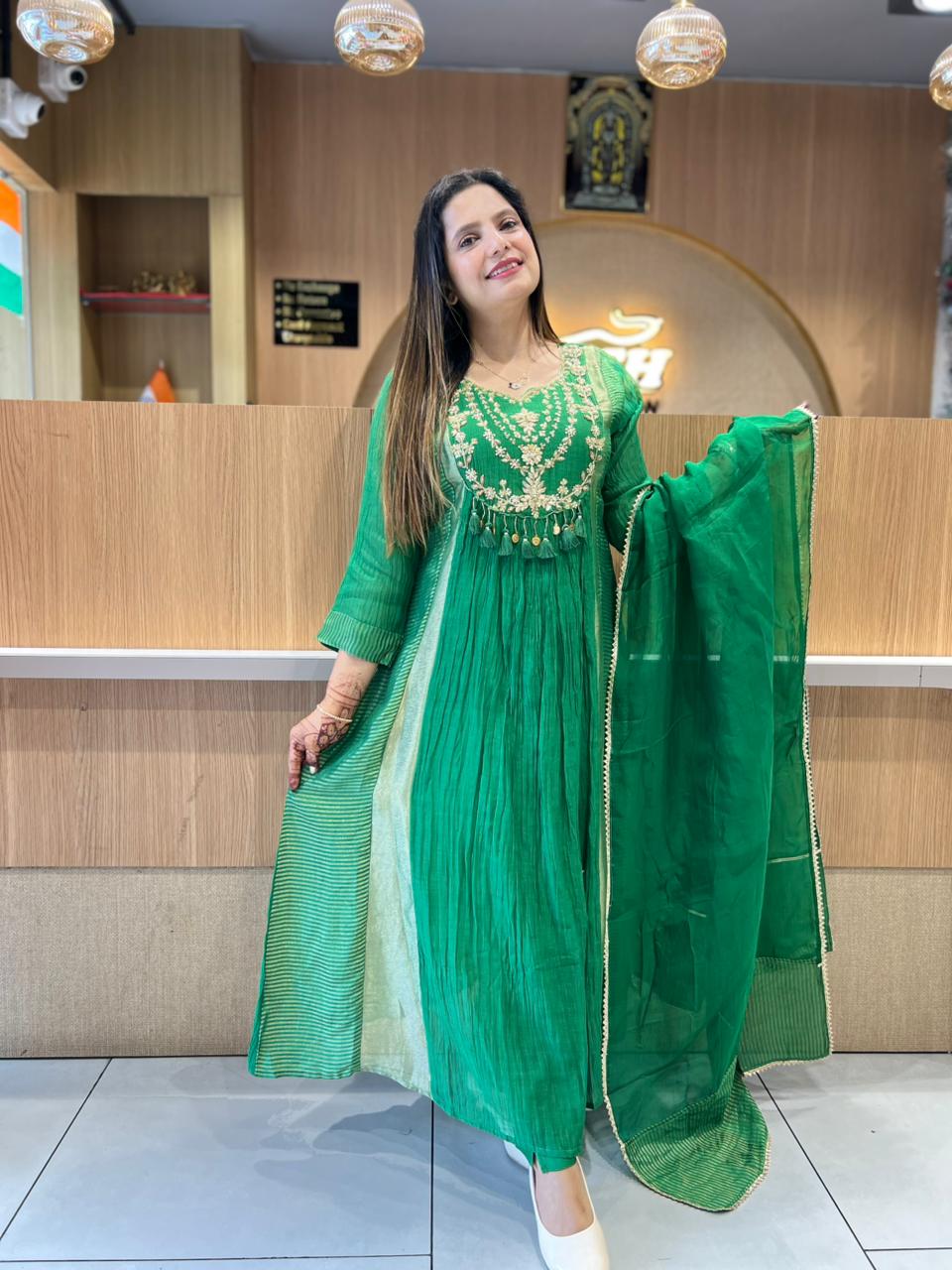 Pure Banaras Mull Chanderi Green 3pc Set