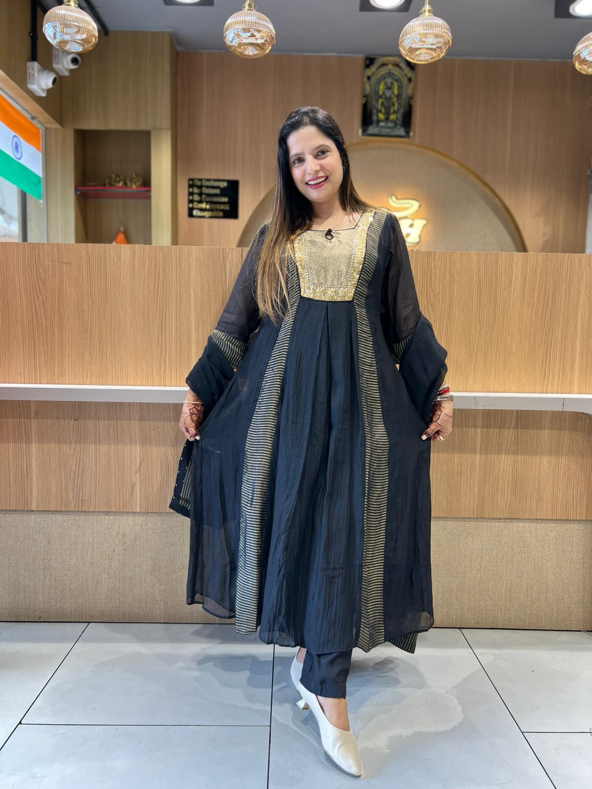 Pure Banaras Mull Chanderi Black 3pc Set