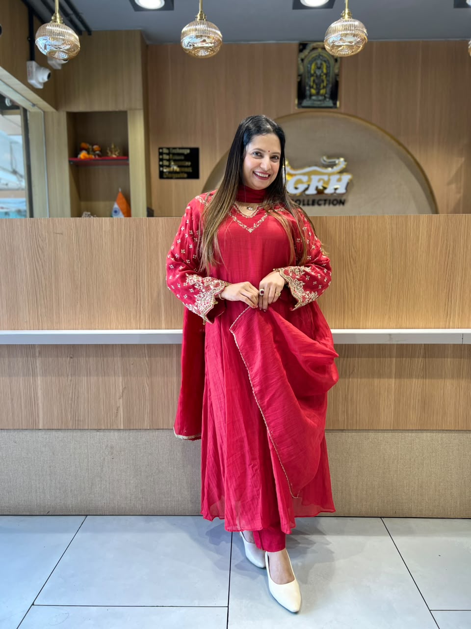 Pure Banaras Mull Chanderi Red 3pc Set