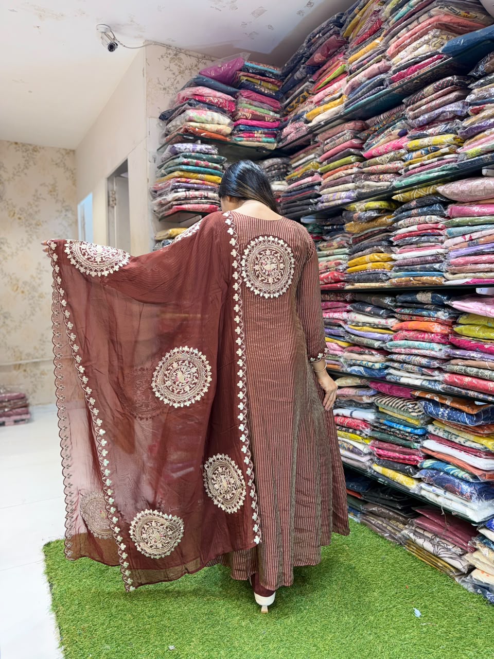 Pure Banaras Mull Chanderi Brown 3pc Set