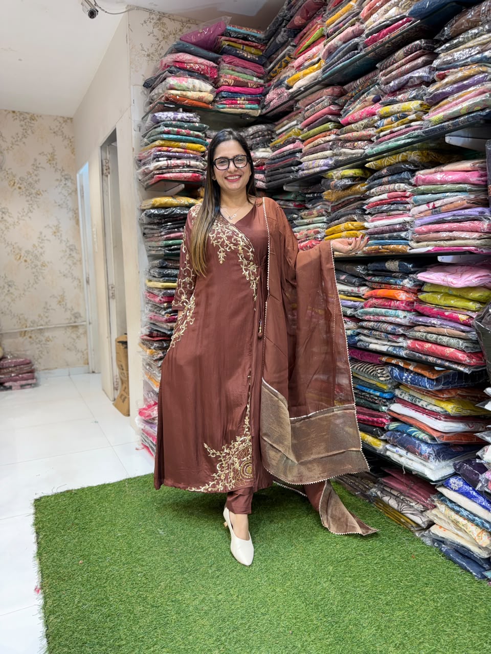 Pure Banaras Mull Chanderi Brown 3pc Set