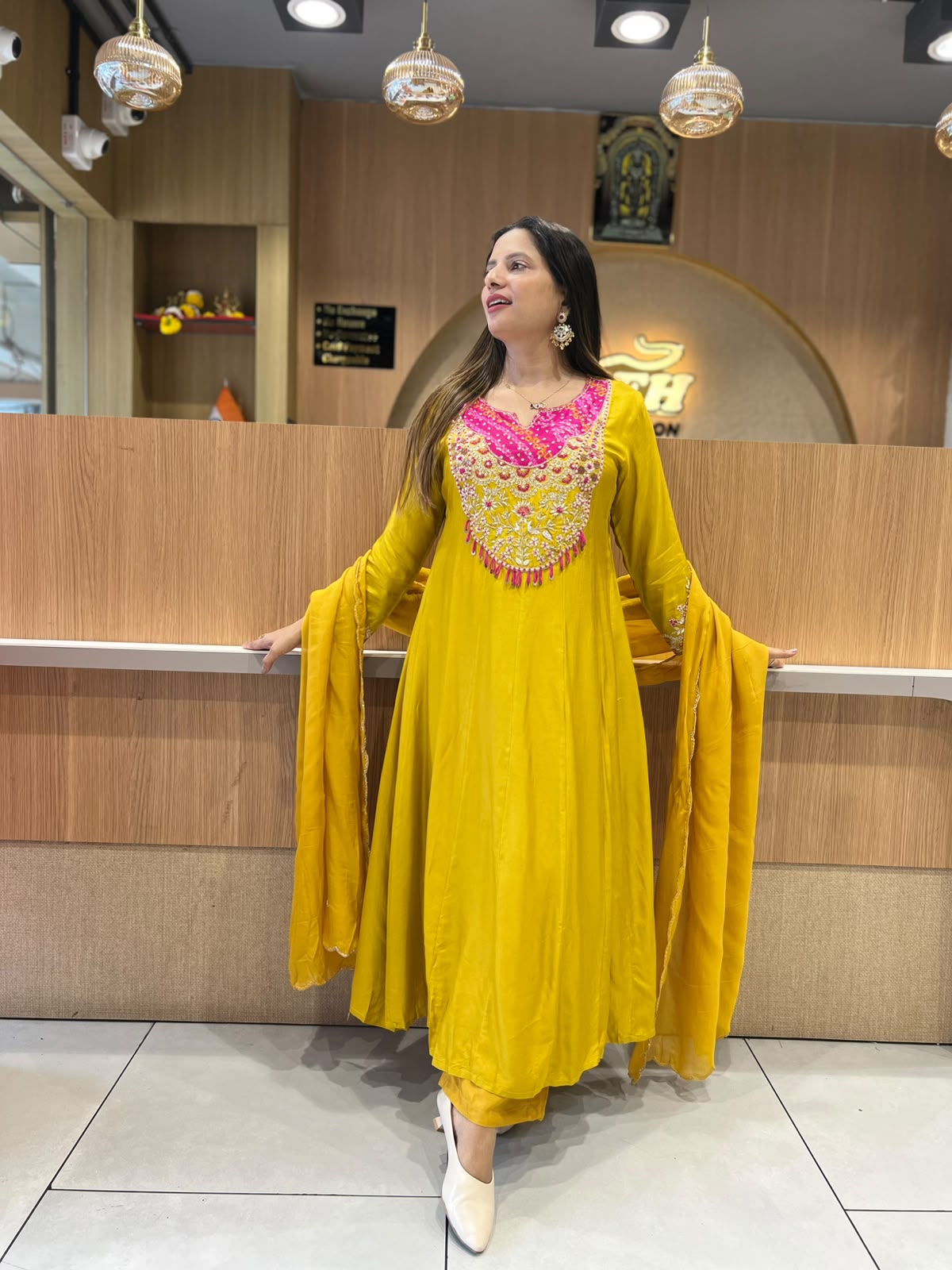 Pure Banaras Mull Chanderi Yellow 3pc Set