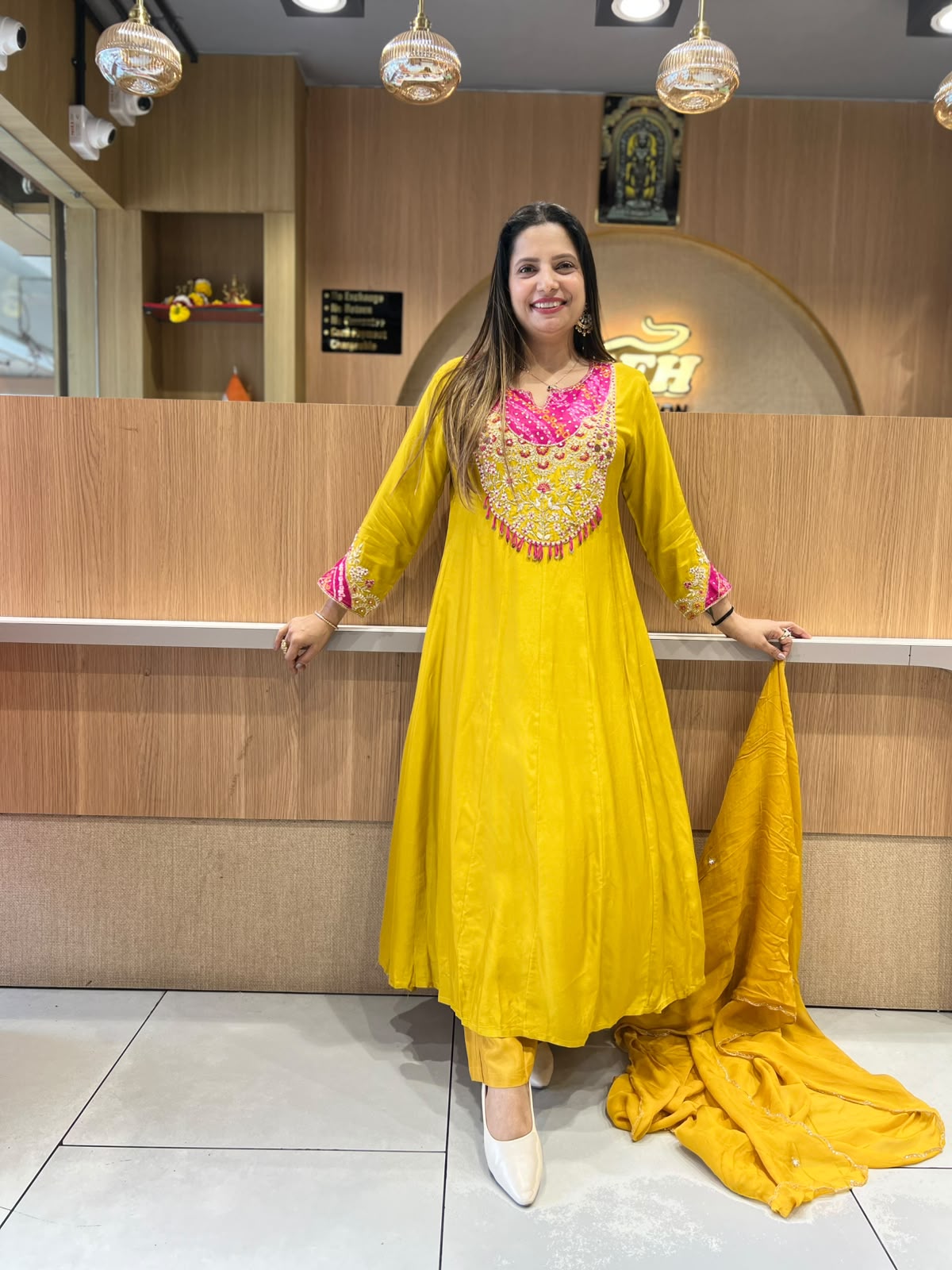 Pure Banaras Mull Chanderi Yellow 3pc Set