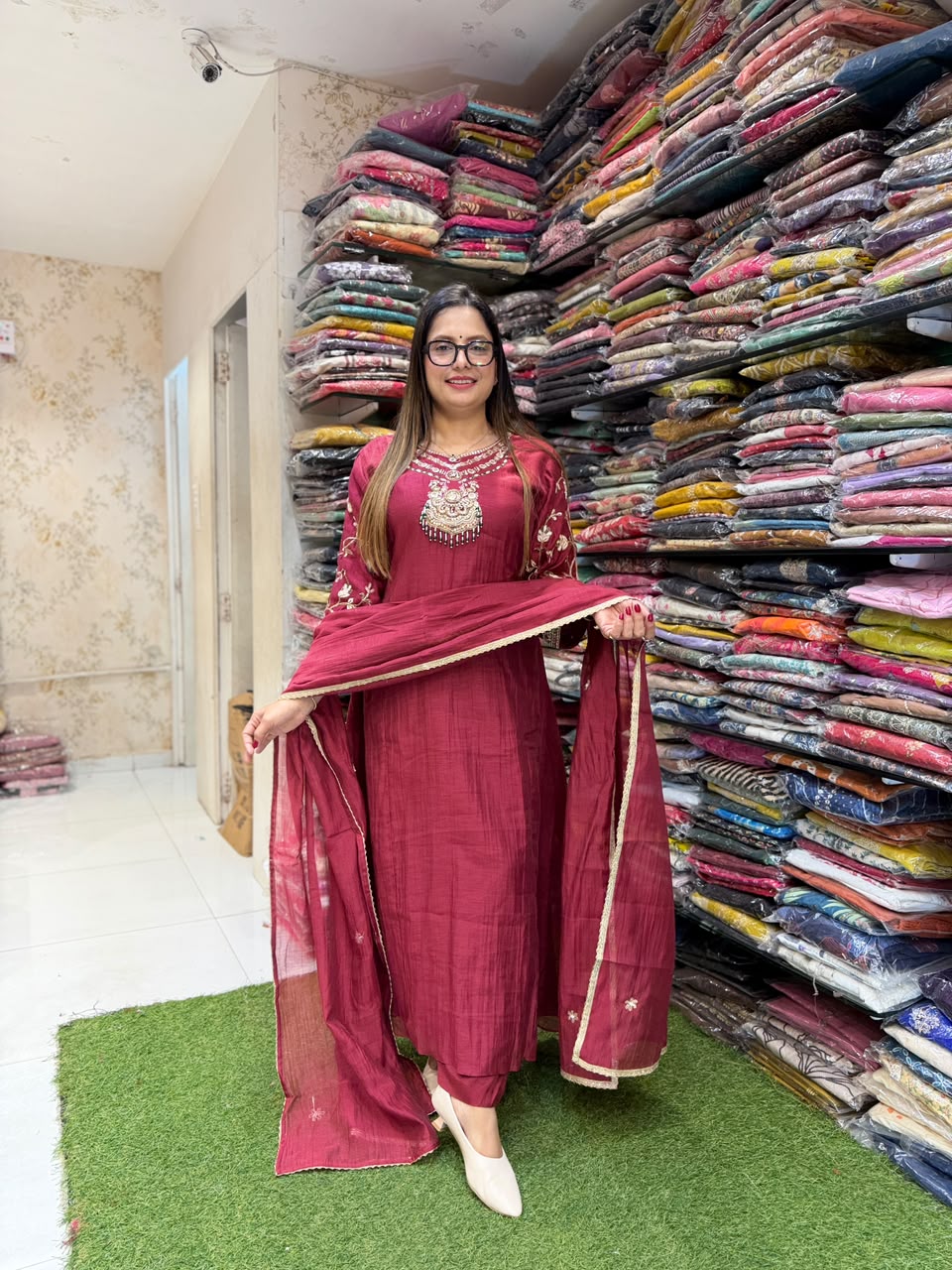 Pure Banaras Mull Chanderi Maroon 3pc Set