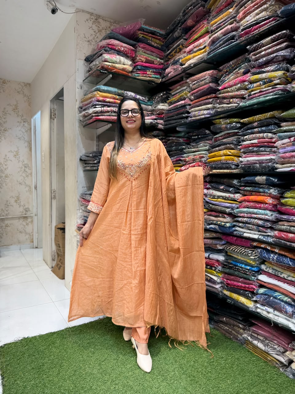 Pure Banaras Mull Chanderi Peach 3pc Set