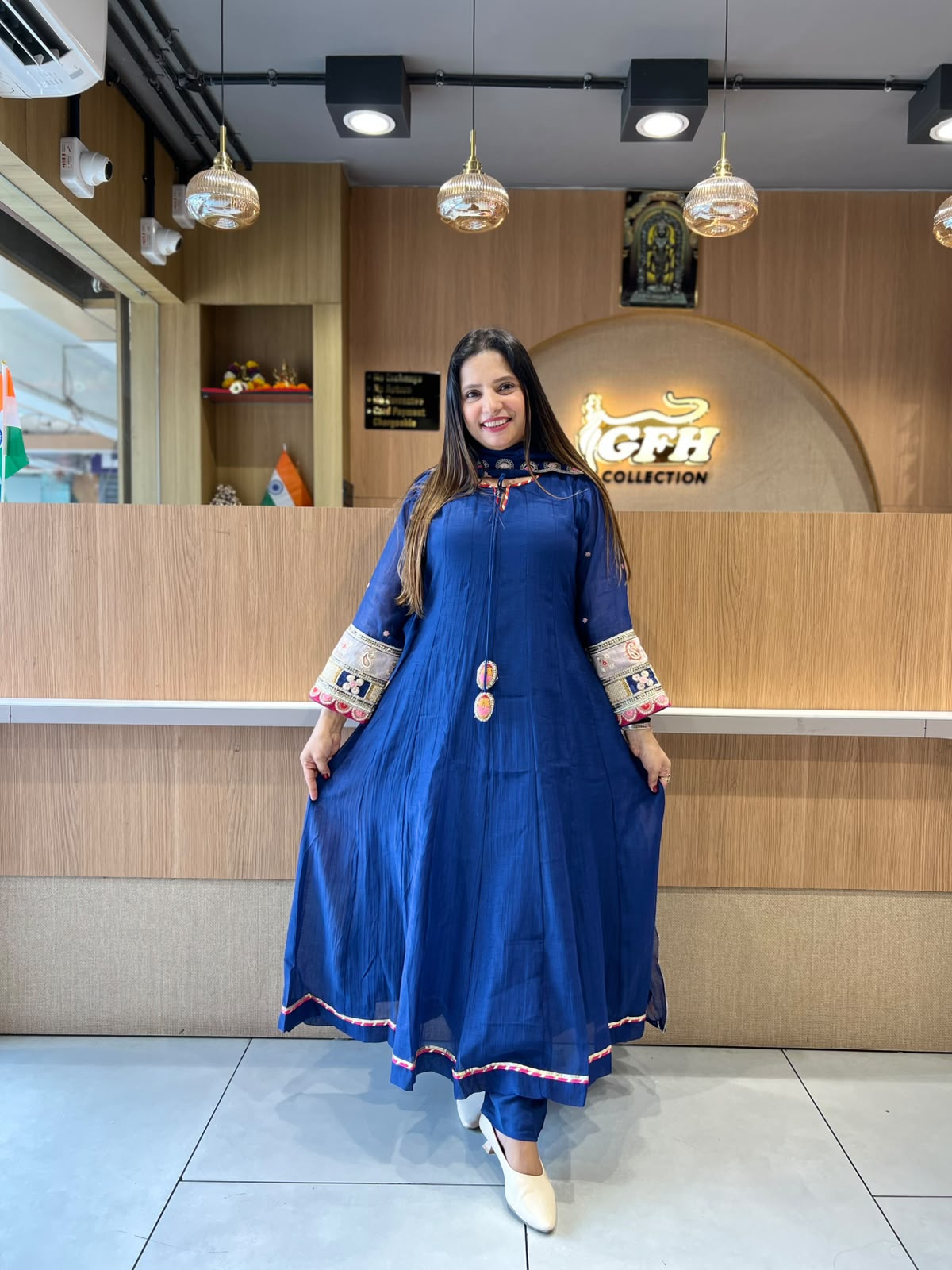 Pure Banaras Mull Chanderi Royal Blue 3pc Set