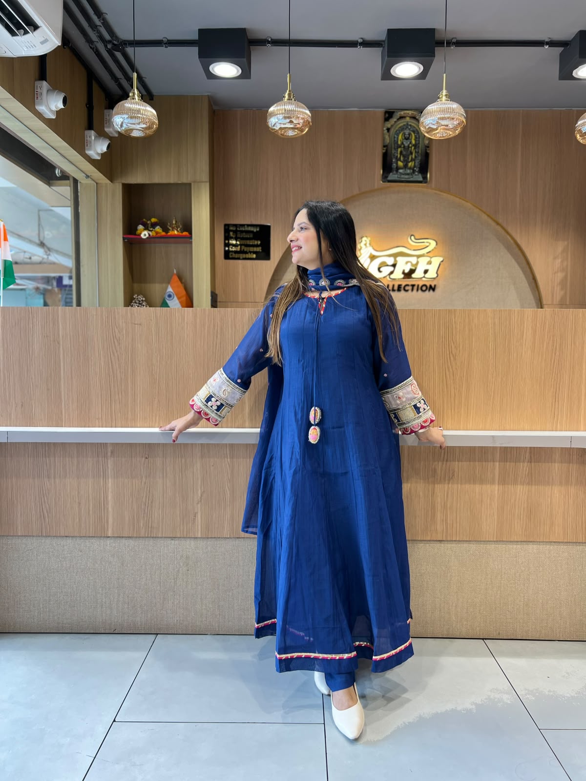 Pure Banaras Mull Chanderi Royal Blue 3pc Set