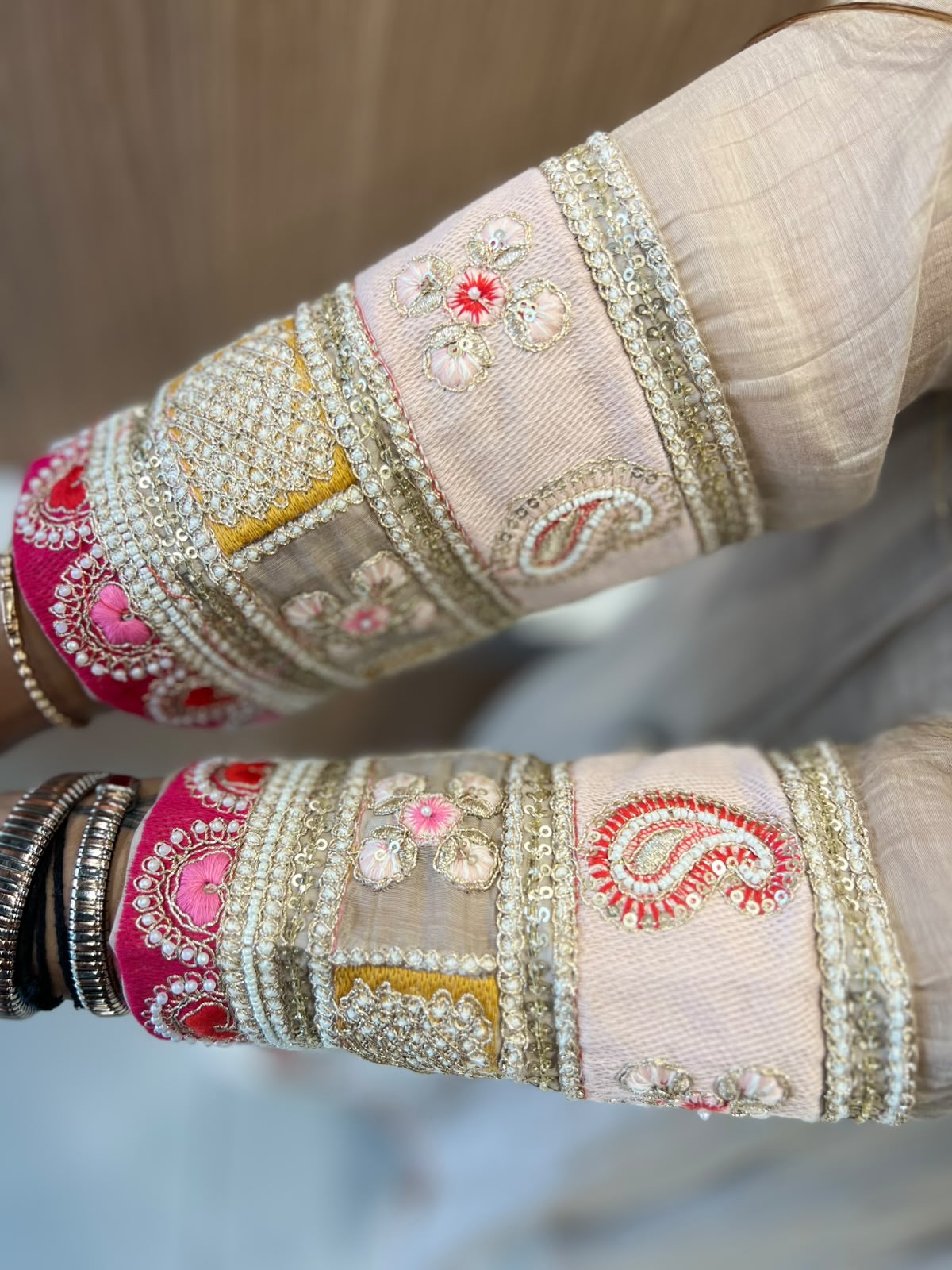 Pure Banaras Mull Chanderi Champaine 3pc Set