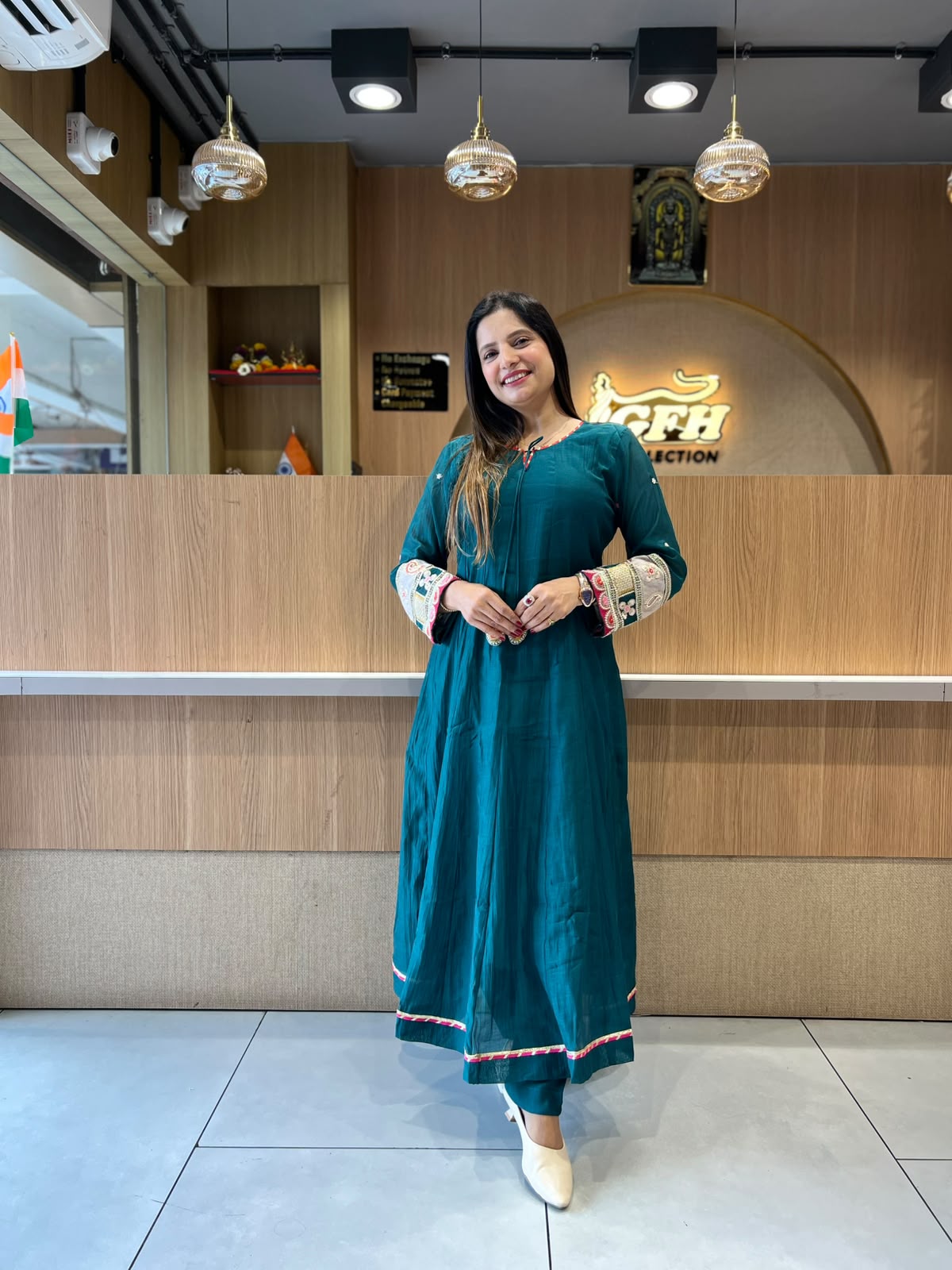 Pure Banaras Mull Chanderi Rama Green 3pc Set