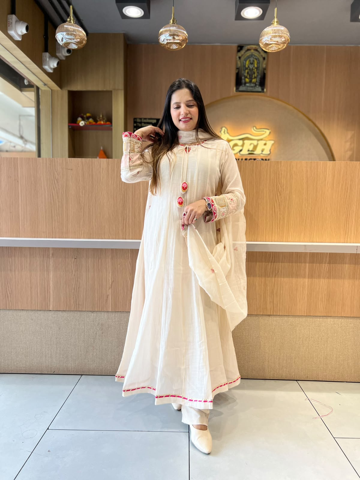 Pure Banaras Mull Chanderi Off White 3pc Set