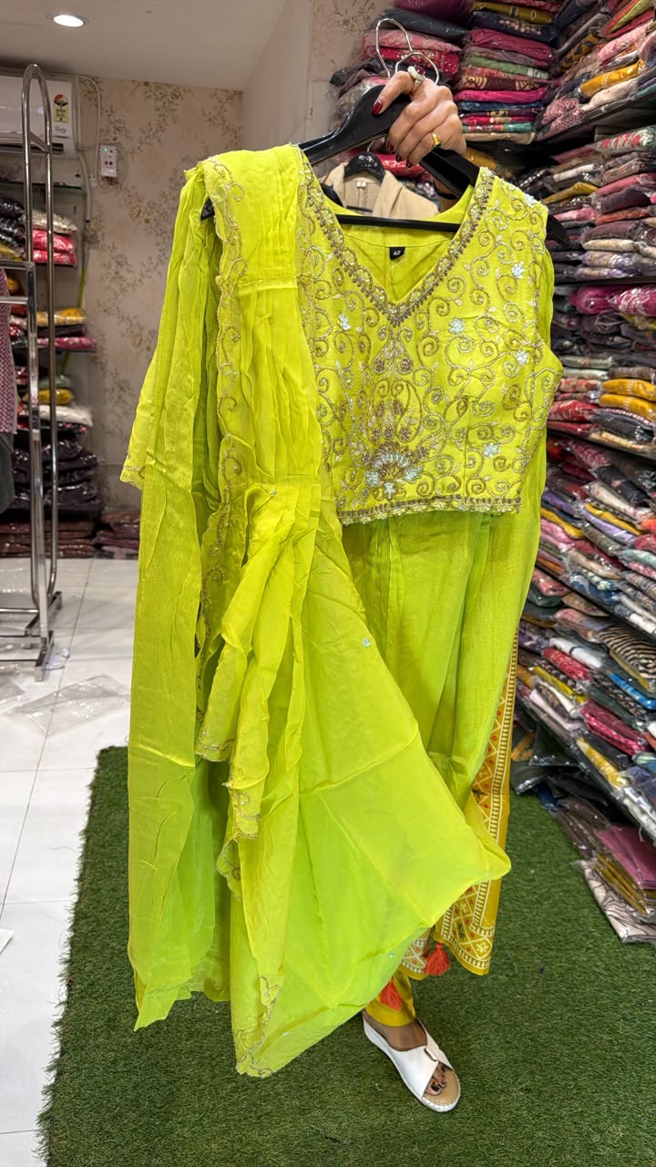 Chinon Drep Saree