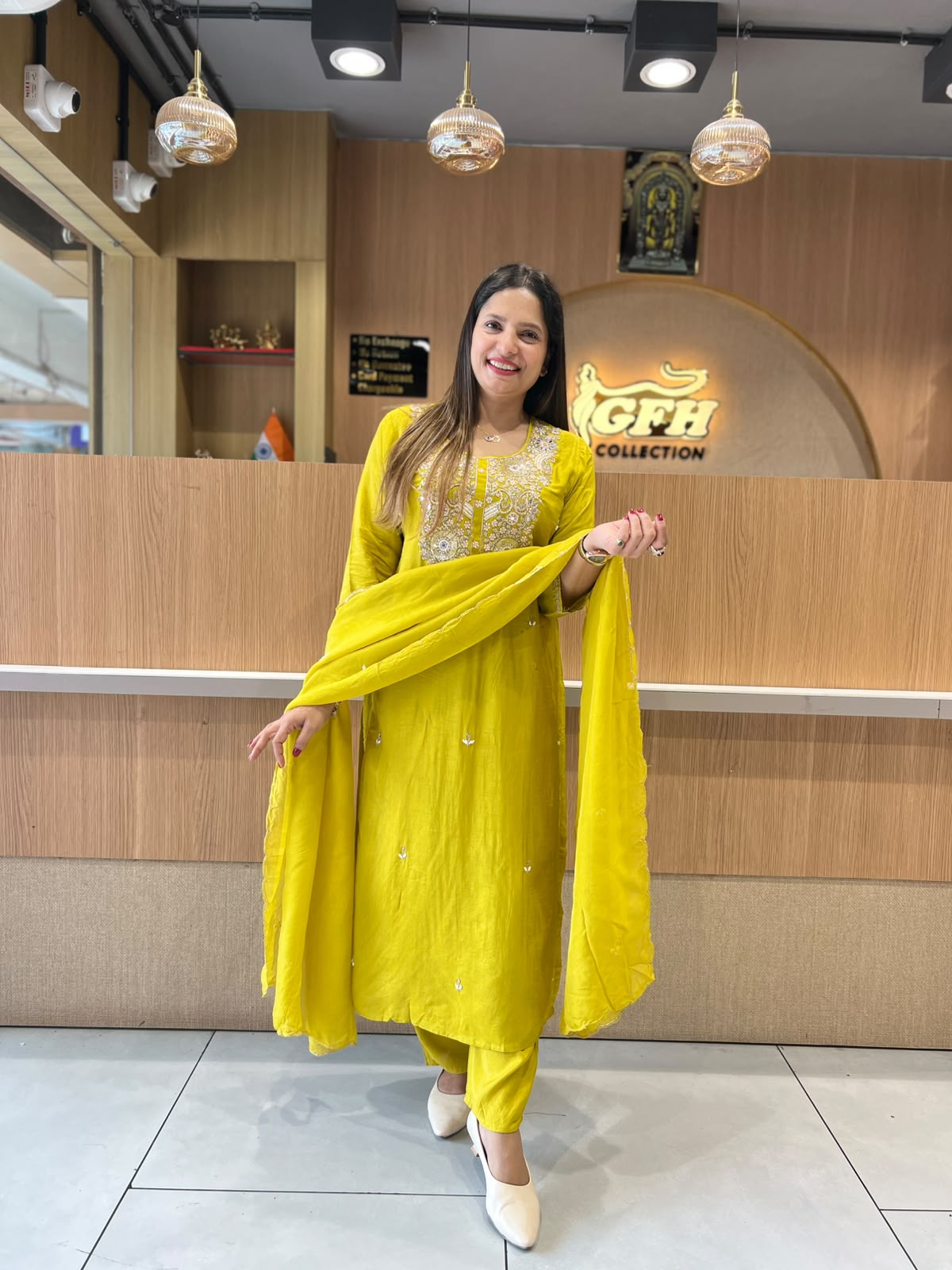 Pure Dola Silk Chatni Green 3pc Set