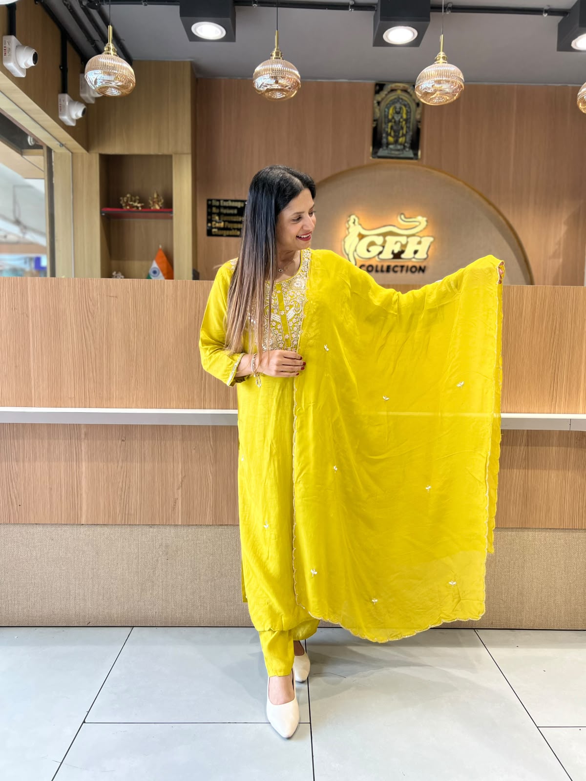 Pure Dola Silk Chatni Green 3pc Set