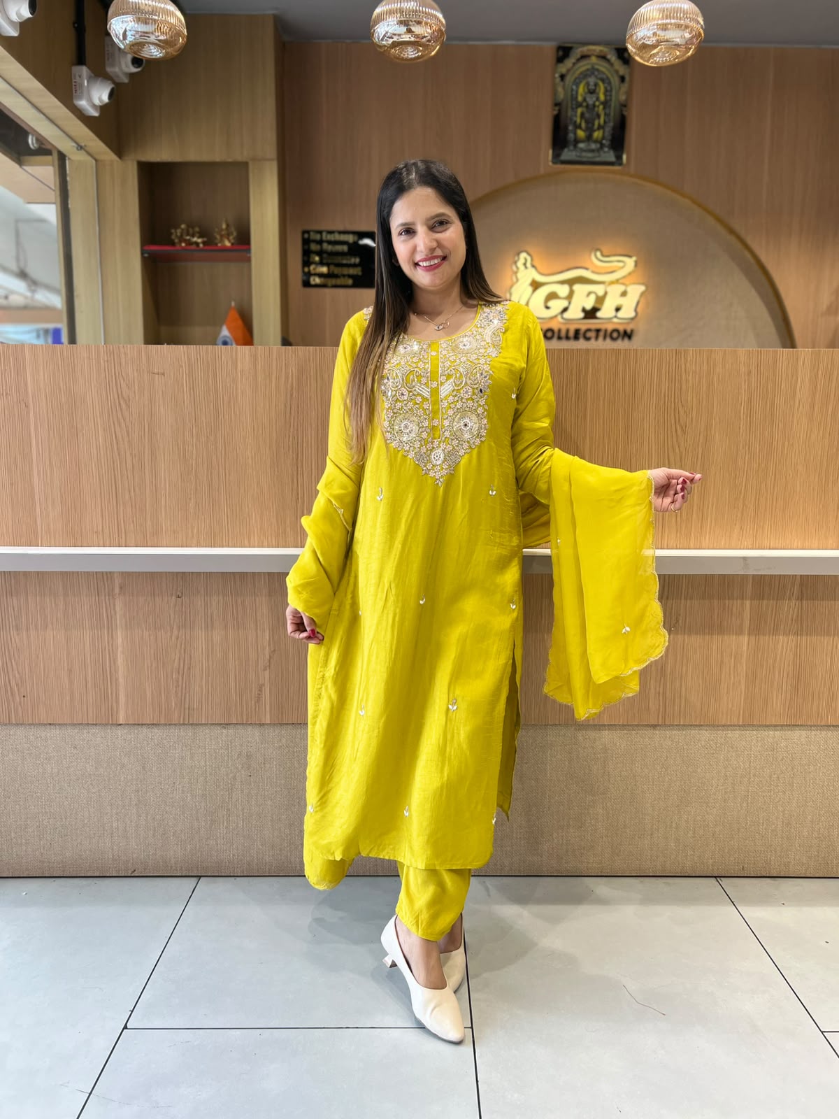 Pure Dola Silk Chatni Green 3pc Set