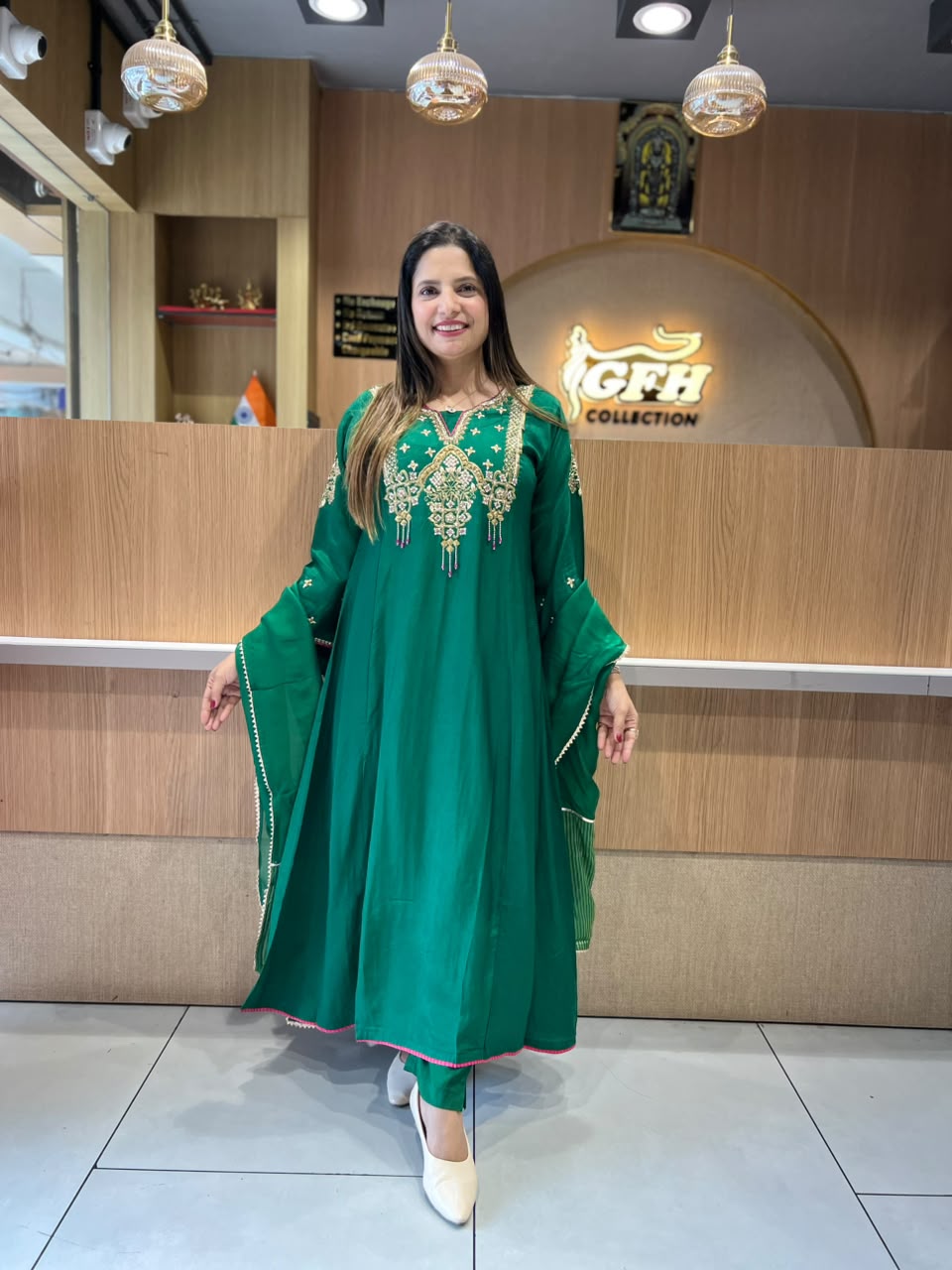 Pure Dola Silk Green 3pc Set
