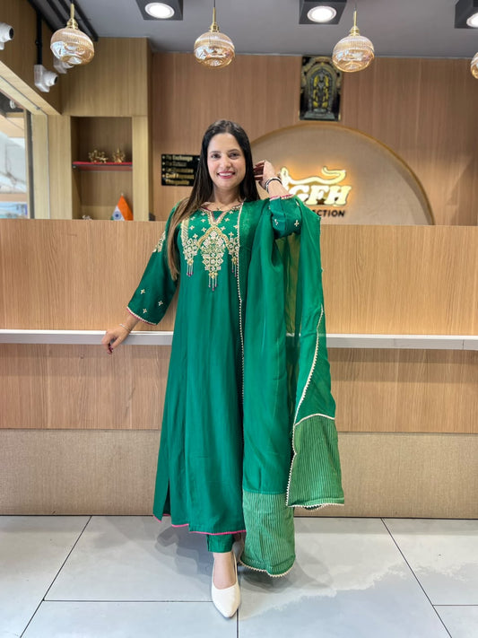 Pure Dola Silk Green 3pc Set