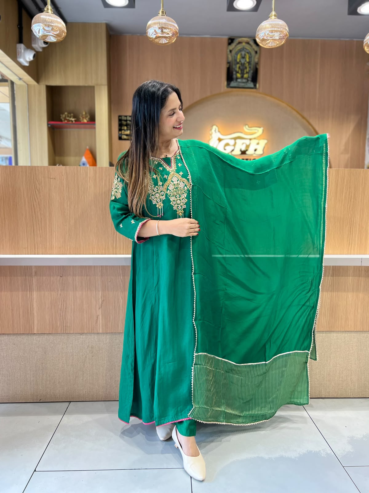 Pure Dola Silk Green 3pc Set