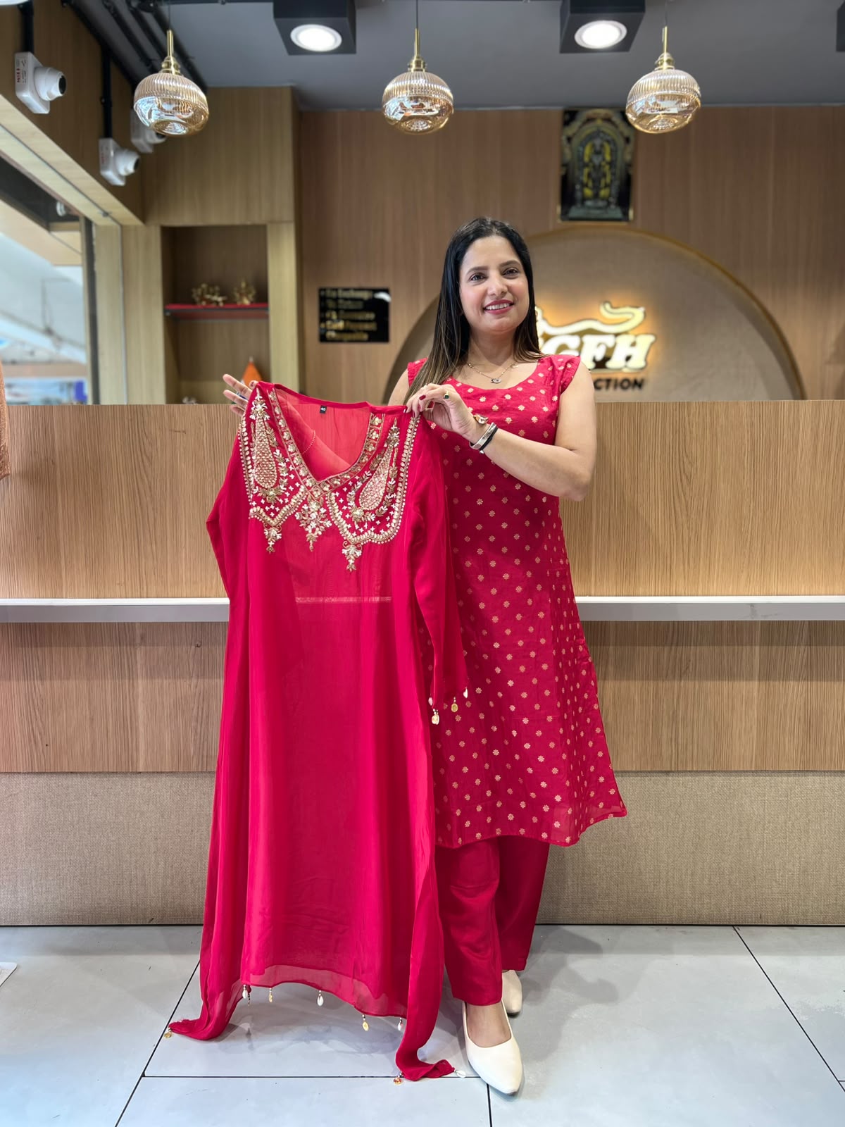 Pure Viscoce Organza Red 3pc Set