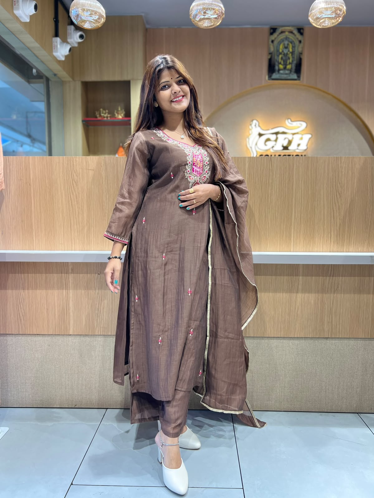 Pure Banaras Mull Chanderi Brown 3pc Set