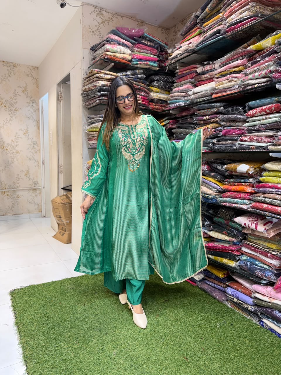 Pure Banaras Mull Chanderi Green 3pc Set