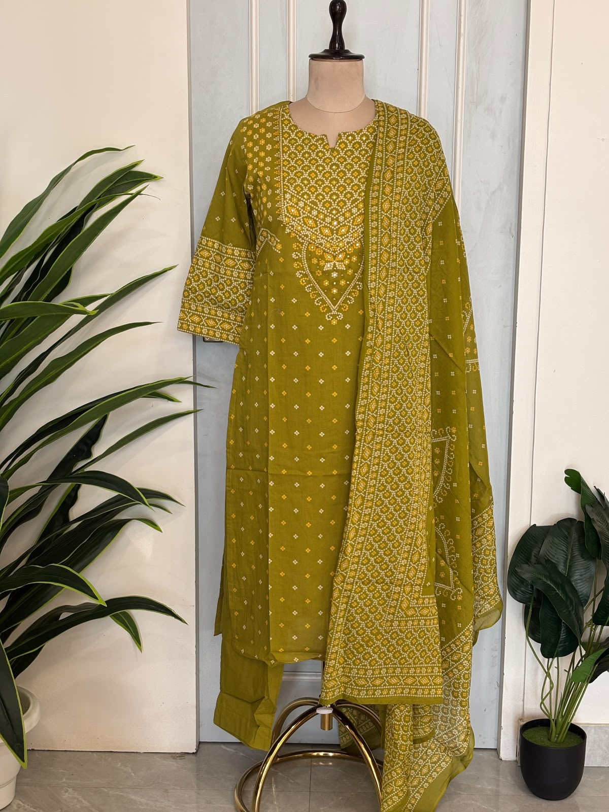 Pure Cotton Green 3pc Set (Dispatch By 7 November )