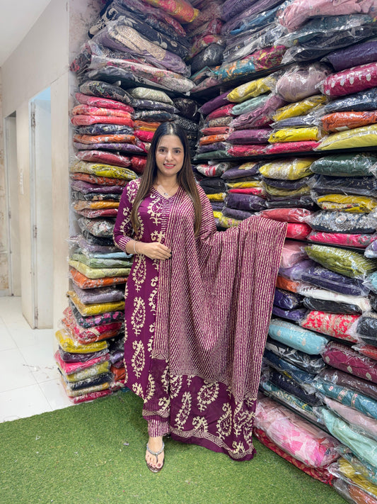 Pure Jaipuri60*60 Cotton In Floral Print 3pc Set Purple Color