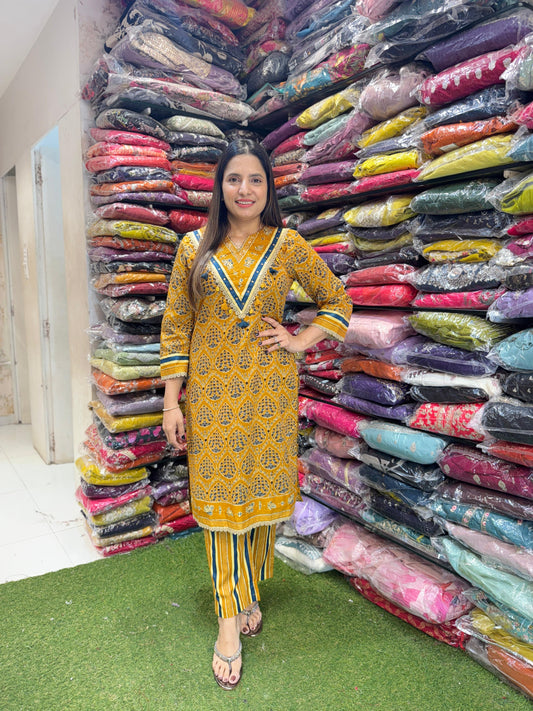 Pure Cotton 2pc Set V Neck Pattern In Laceborder Work Yellow Color