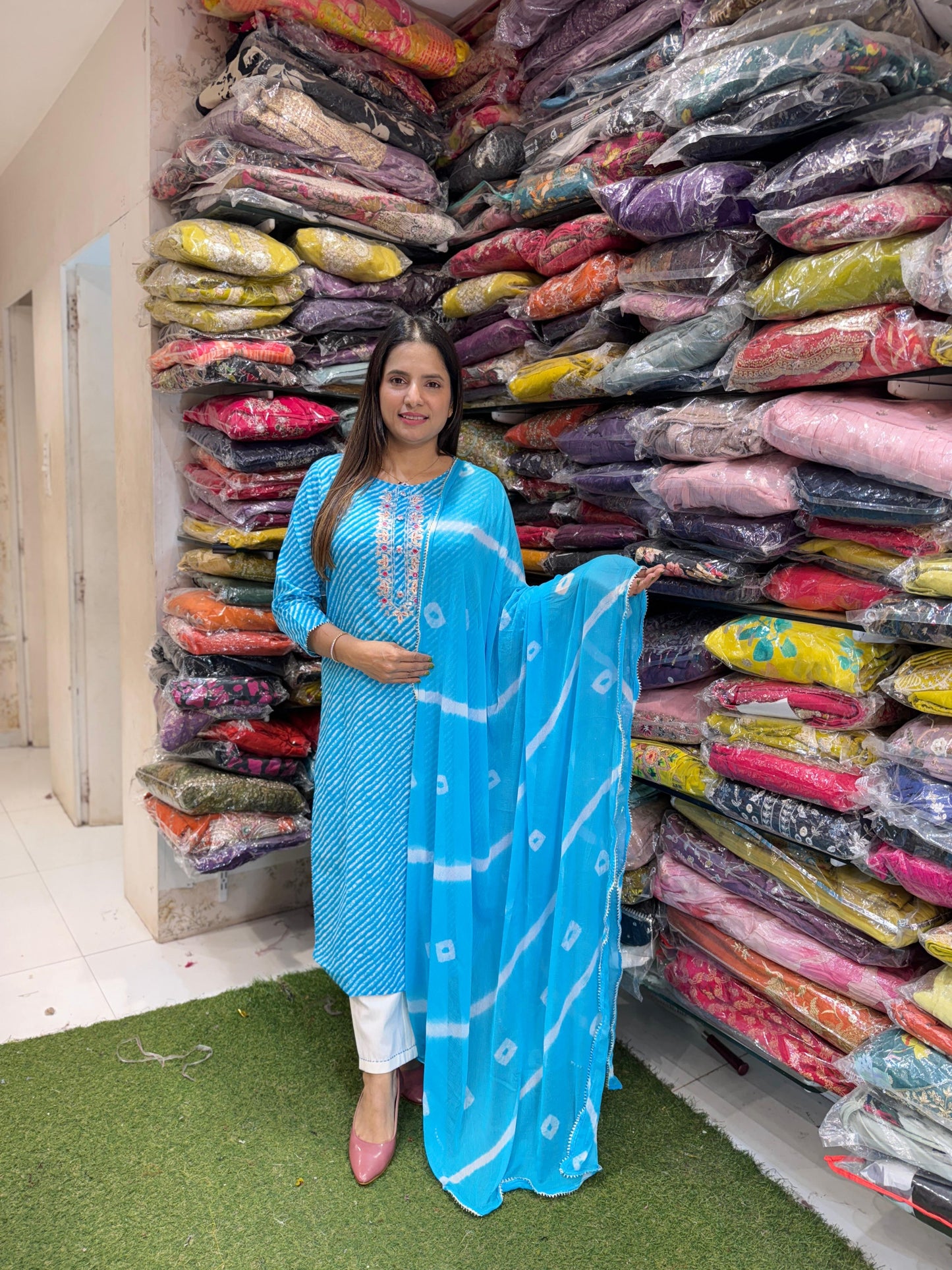 Pure Cotton 3pc Set Peetan Jari handwork Bandhej Leheriya print Firozi Color