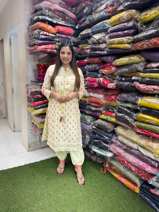 Pure Jaipuri Cotton Embrodeiry Thread Work Floral Print With Jacket 3pc Set Light Yellow Color