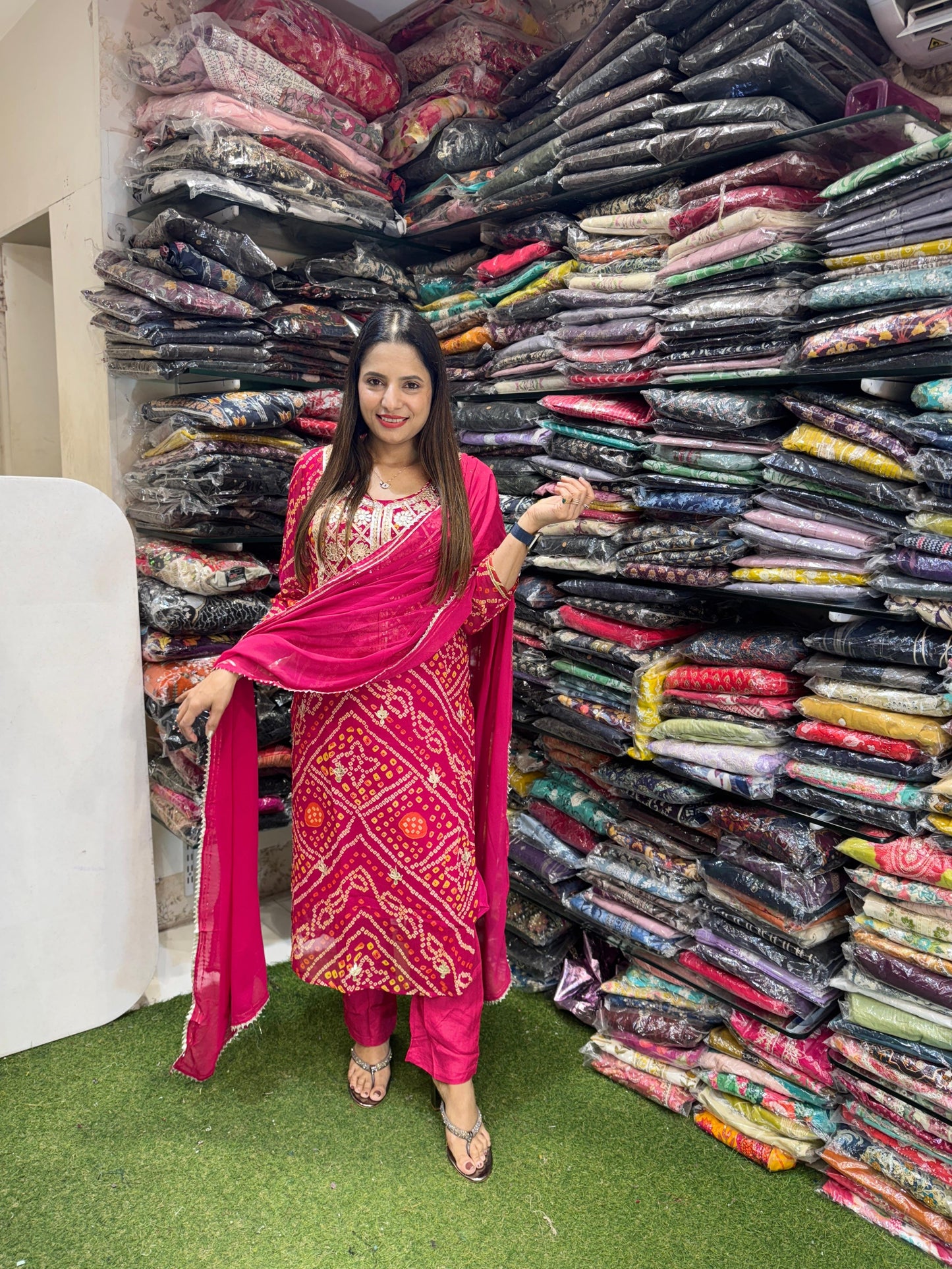 Pure Georgette Bandhej Print Gota Patti Work 3pc Set Pink Color
