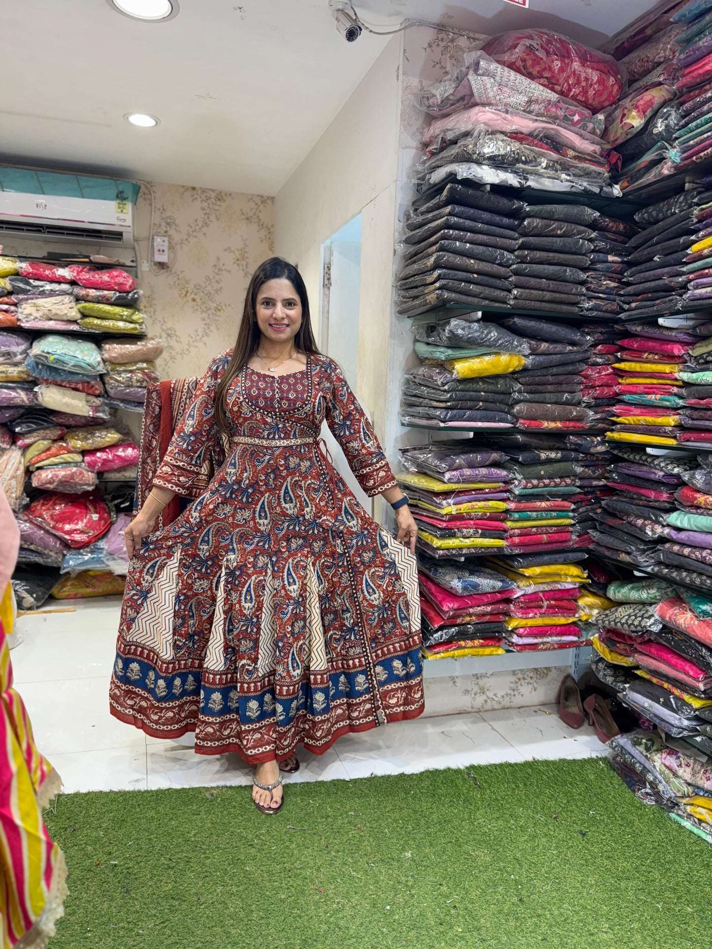 Pure Jaipuri Cotton Kalamkaari Print Cutdana Handwork 3Pc Set Maroon Color