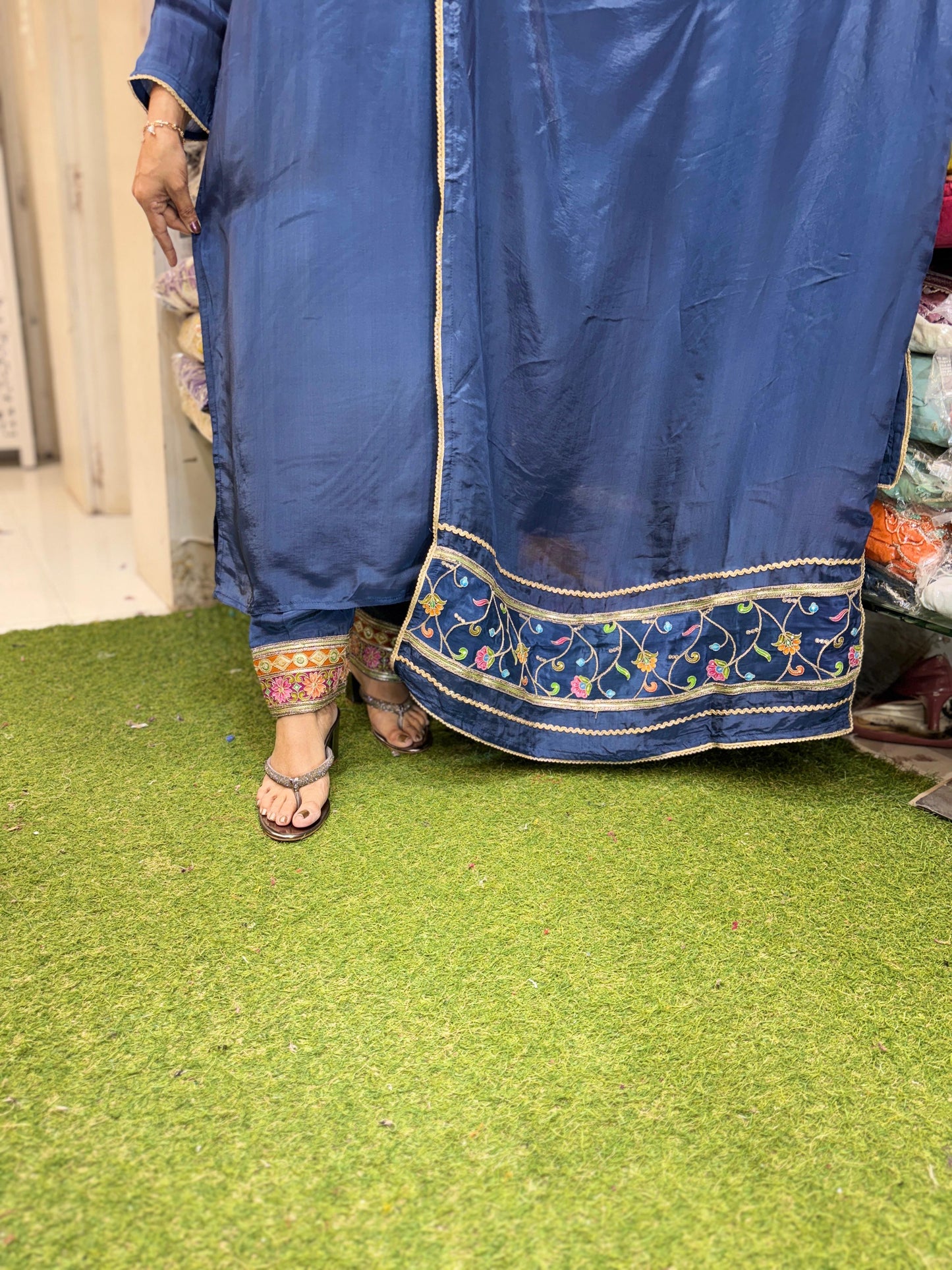 HO Silk Blue 3pc Suit